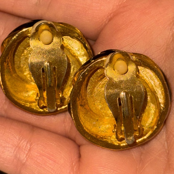 VTG Black Enamel and Crystal Swirl Earrings - Picture 15 of 16